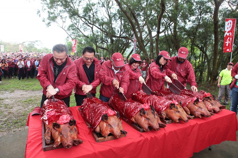 香港，李锦记家族的祭祖活动